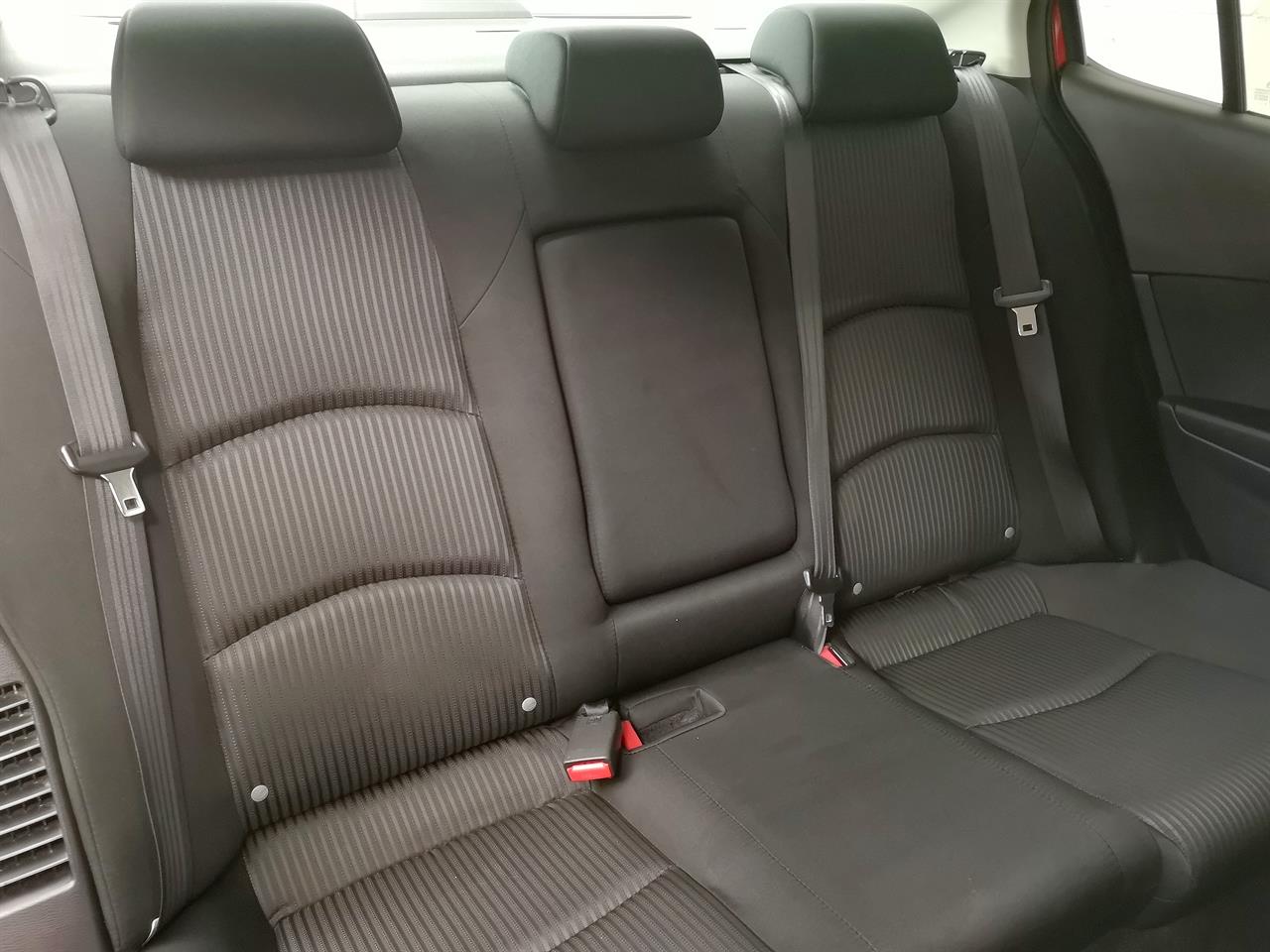 2014 Mazda Axela