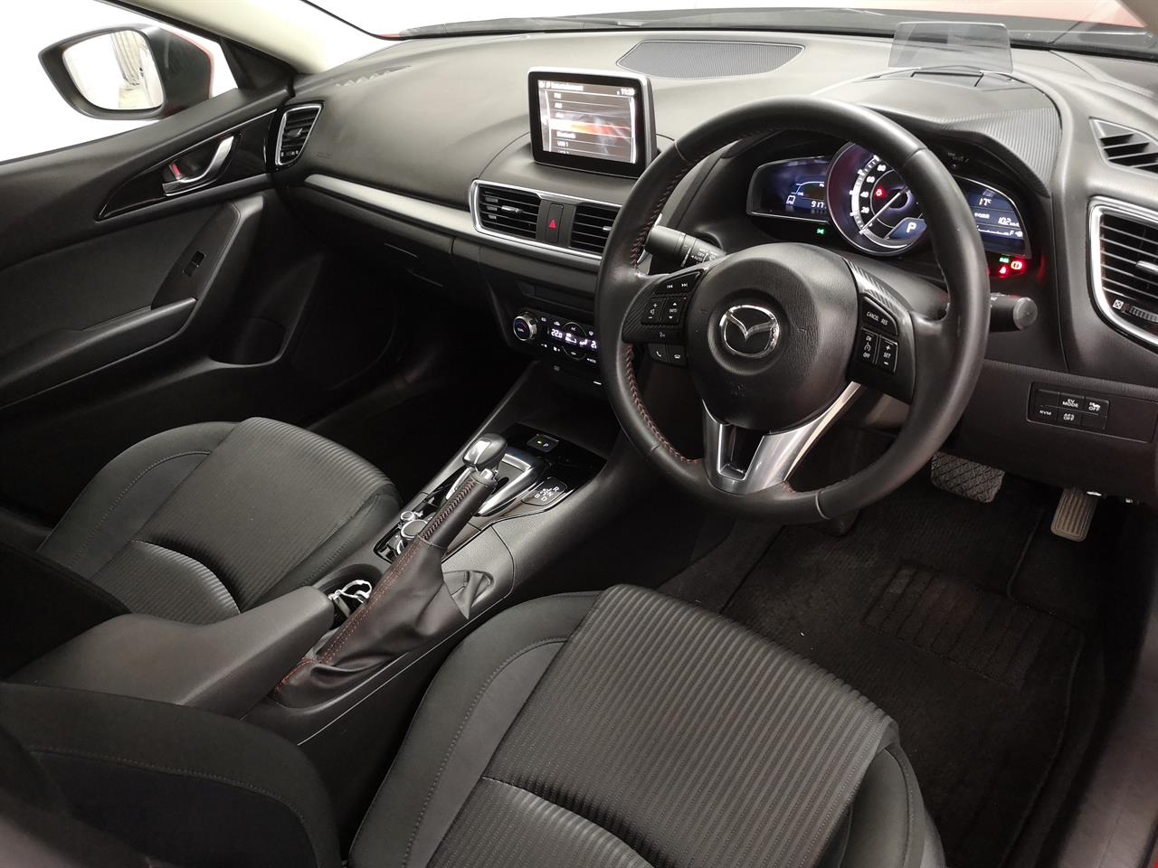 2014 Mazda Axela