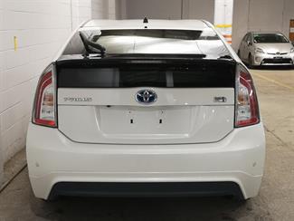 2014 Toyota Prius - Thumbnail