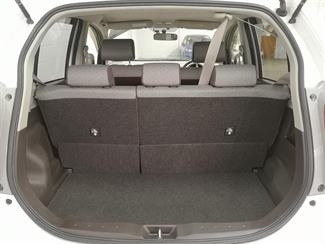 2015 Toyota Passo - Thumbnail