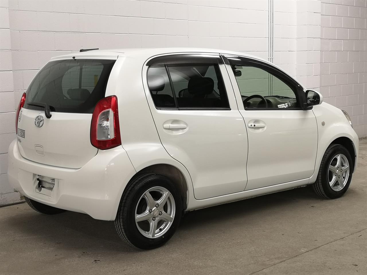 2015 Toyota Passo