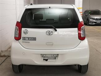 2015 Toyota Passo - Thumbnail
