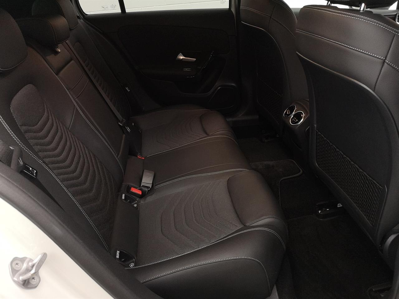 2020 Mercedes-Benz A 180