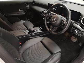 2020 Mercedes-Benz A 180 - Thumbnail