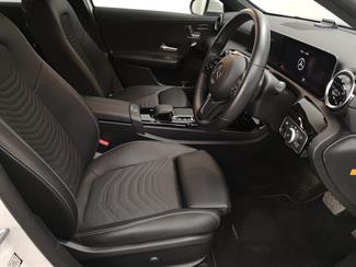 2020 Mercedes-Benz A 180 - Thumbnail