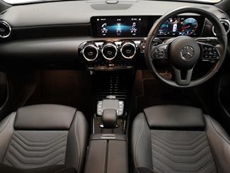 2020 Mercedes-Benz A 180 - Thumbnail