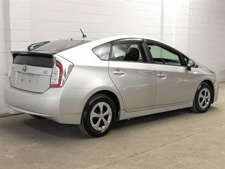 2012 Toyota Prius - Thumbnail