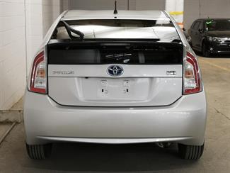 2012 Toyota Prius - Thumbnail
