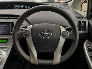 2012 Toyota Prius - Thumbnail