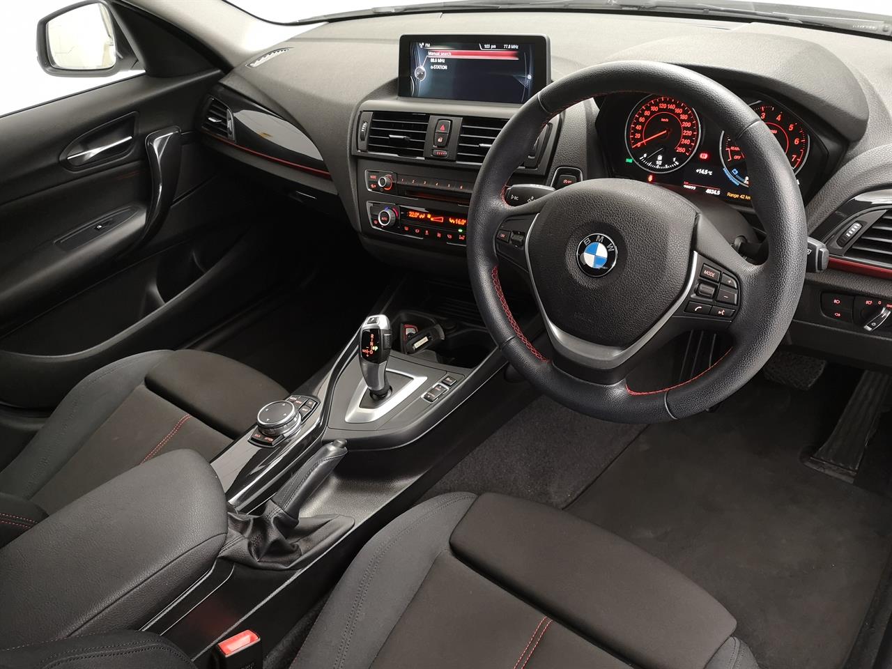 2015 BMW 116i