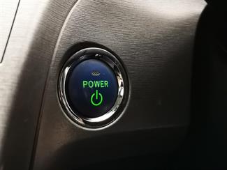 2014 Toyota Prius - Thumbnail
