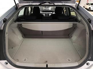 2014 Toyota Prius - Thumbnail
