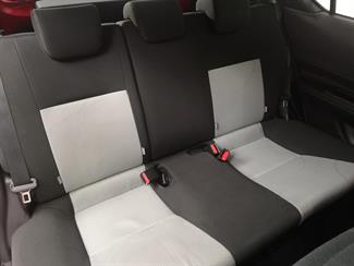 2014 Toyota Aqua - Thumbnail