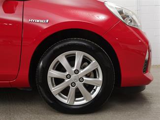 2014 Toyota Aqua - Thumbnail