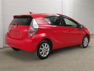 2014 Toyota Aqua - Thumbnail