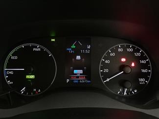 2020 Toyota Yaris - Thumbnail
