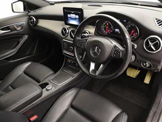 2019 Mercedes-Benz GLA 250 - Thumbnail