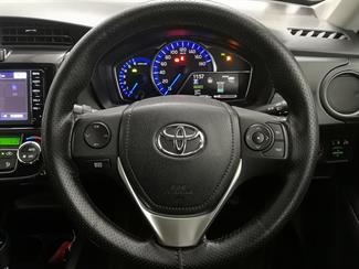 2015 Toyota Corolla - Thumbnail
