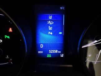 2017 Toyota C-HR - Thumbnail