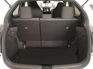 2023 Toyota Yaris - Thumbnail