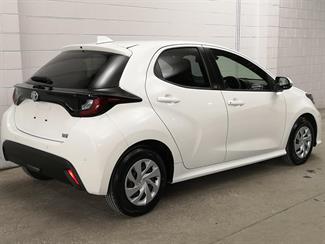 2023 Toyota Yaris - Thumbnail