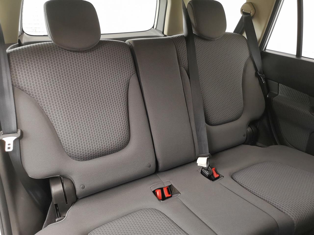 2017 Nissan Wingroad