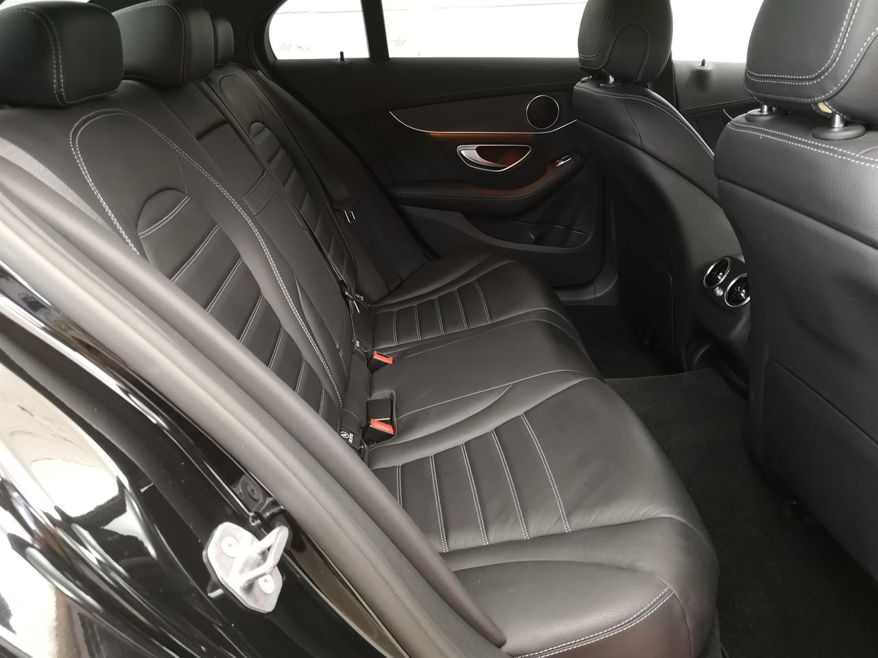 2017 Mercedes-Benz C 200