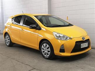 2013 Toyota Aqua - Thumbnail