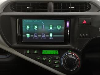2013 Toyota Aqua - Thumbnail