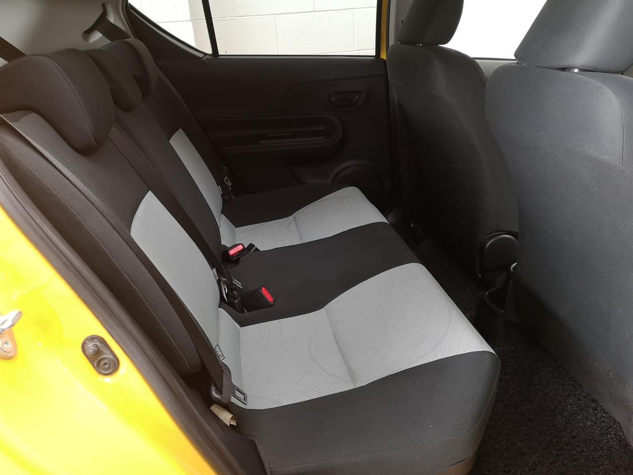 2013 Toyota Aqua