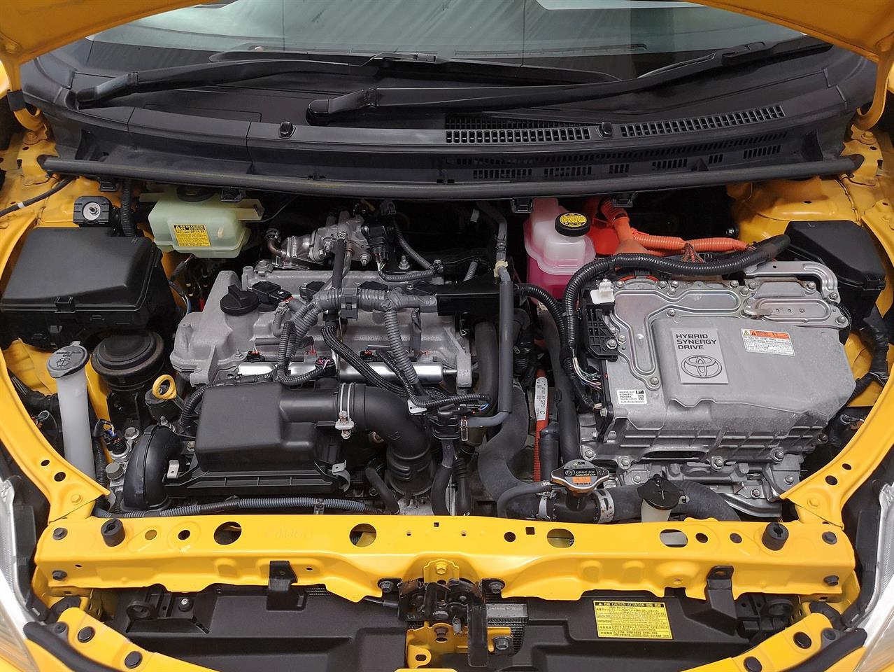 2013 Toyota Aqua