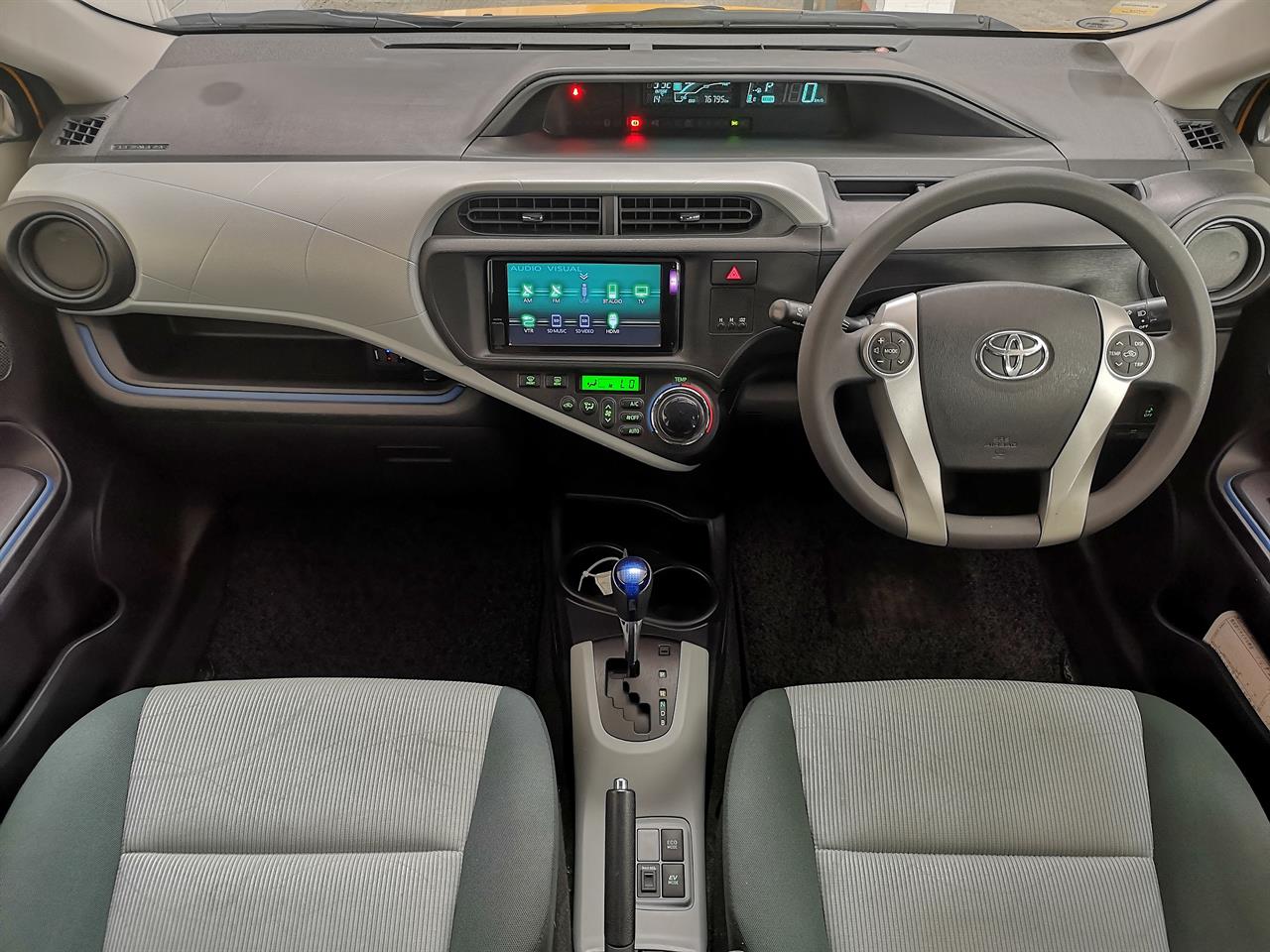 2013 Toyota Aqua
