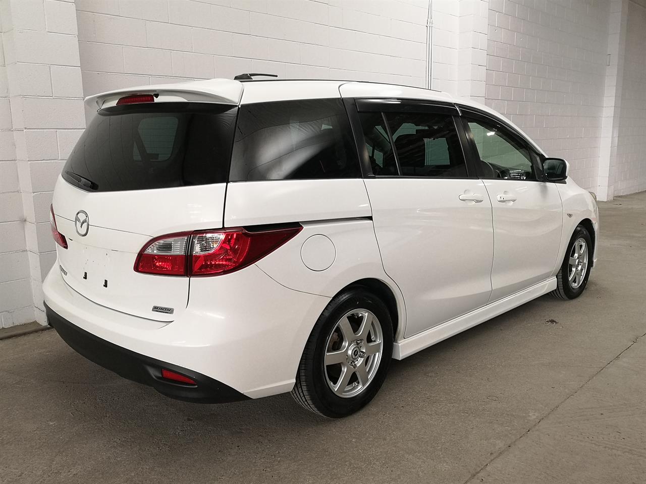 2015 Mazda Premacy