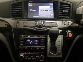 2012 Nissan Elgrand - Thumbnail