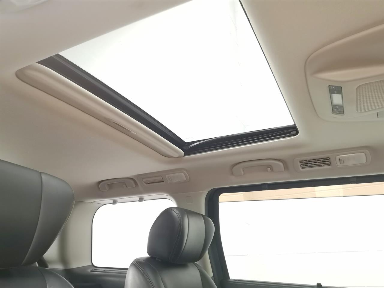 2012 Nissan Elgrand