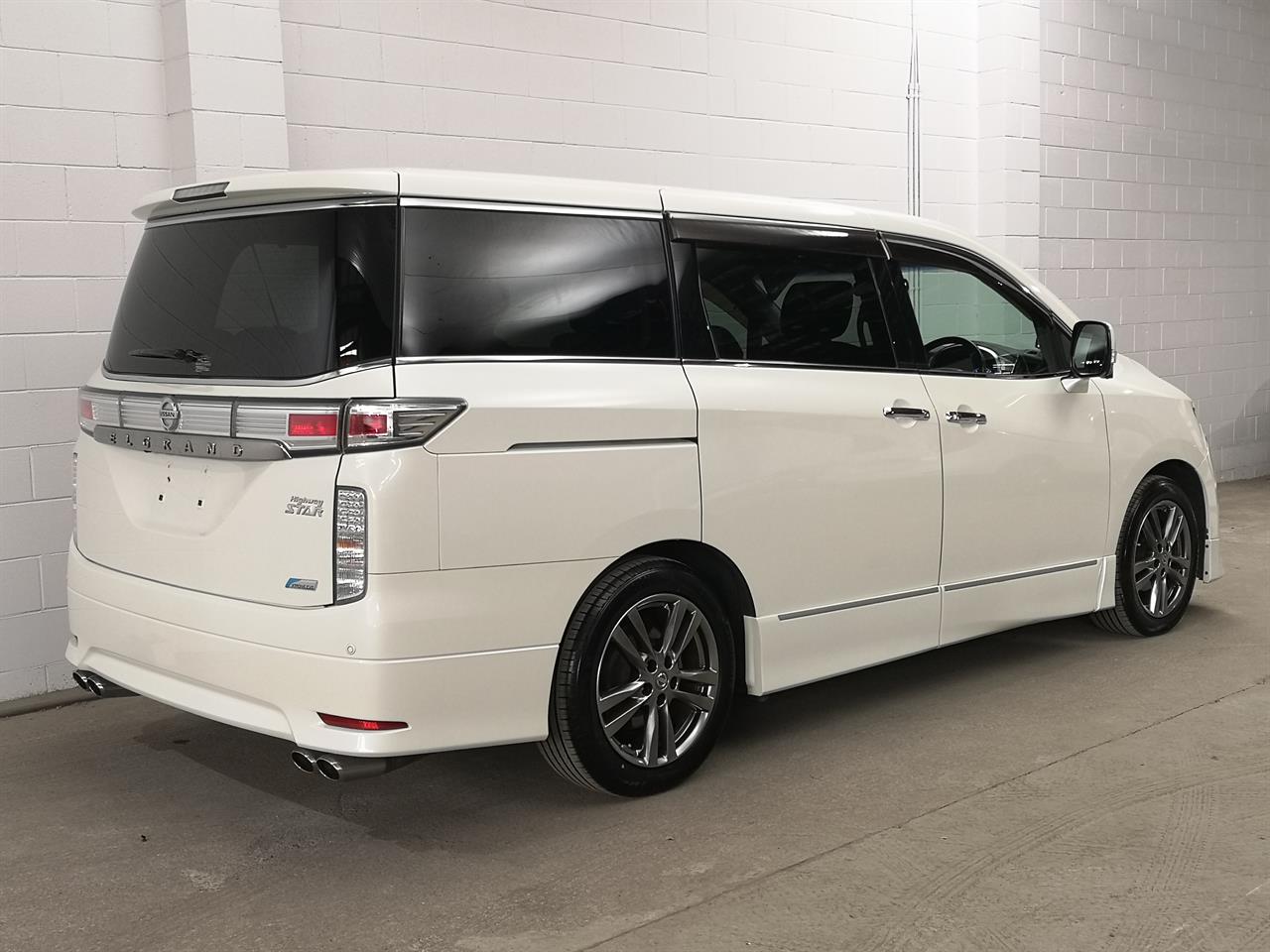 2012 Nissan Elgrand