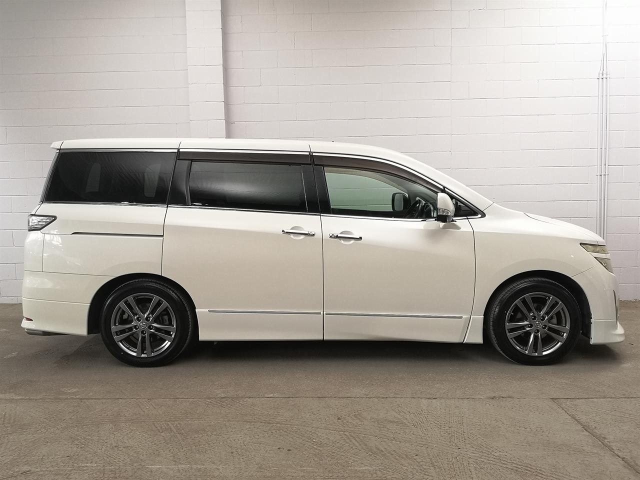 2012 Nissan Elgrand