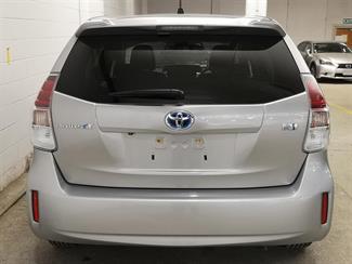 2020 Toyota Prius - Thumbnail