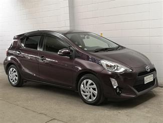 2015 Toyota Aqua - Thumbnail