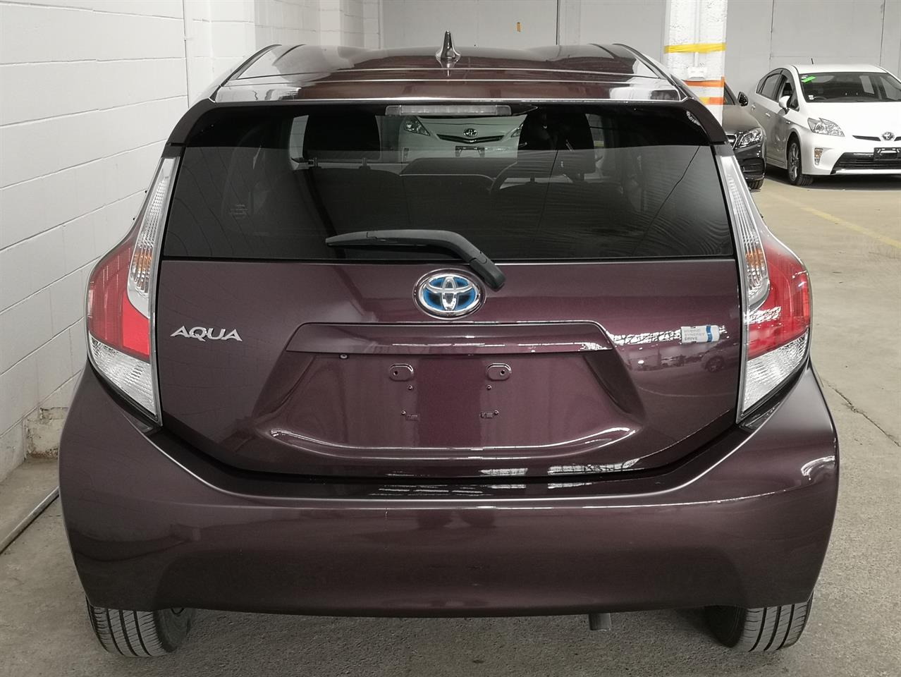 2015 Toyota Aqua