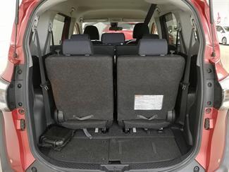 2015 Toyota Sienta - Thumbnail