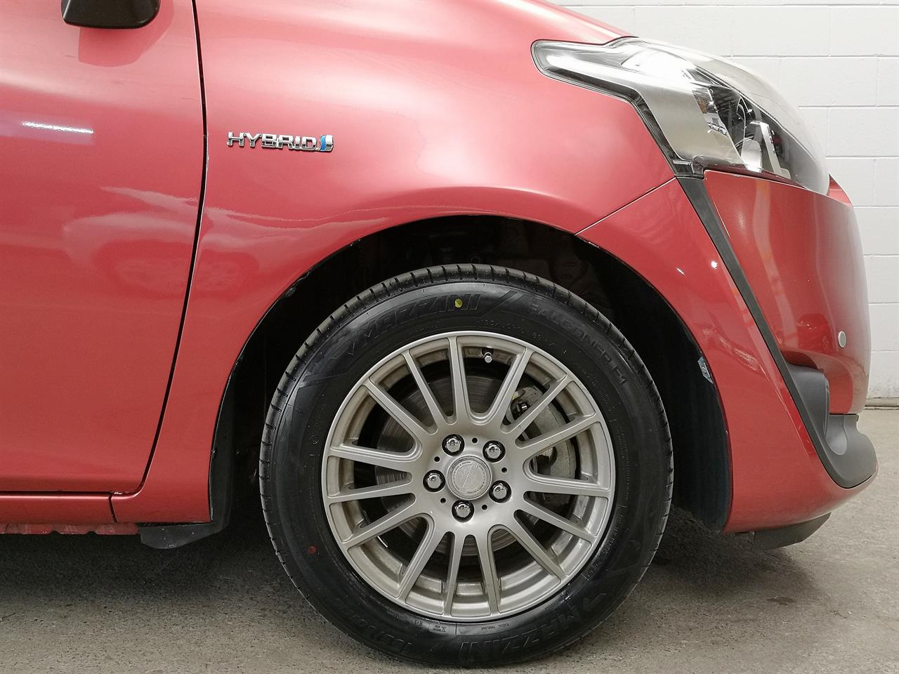 2015 Toyota Sienta