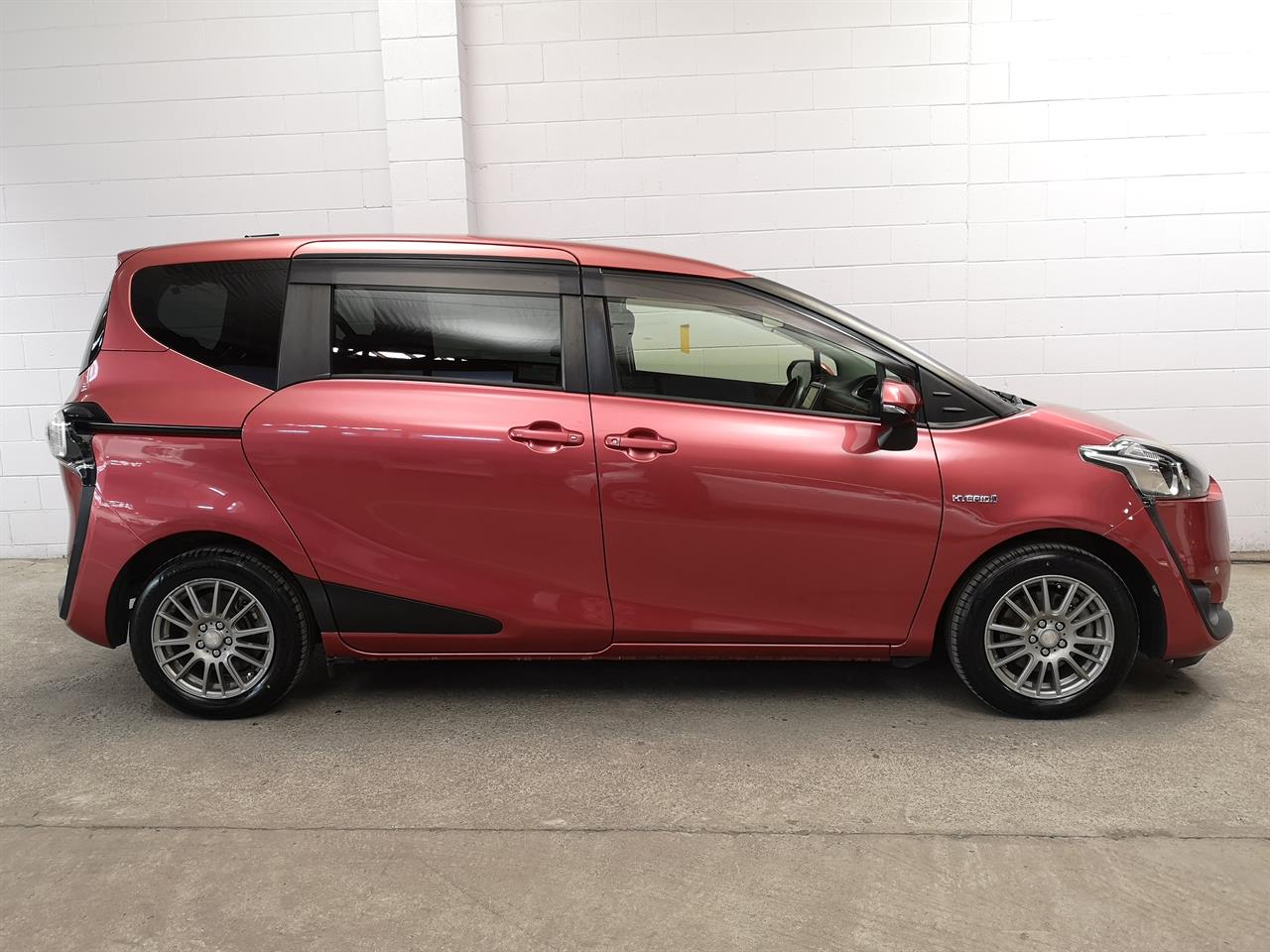 2015 Toyota Sienta