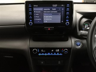 2020 Toyota Yaris - Thumbnail