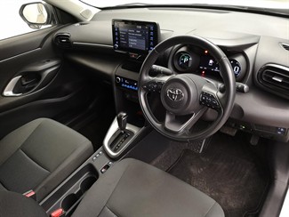 2020 Toyota Yaris - Thumbnail