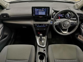 2020 Toyota Yaris - Thumbnail