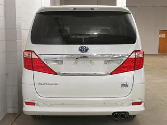 2012 Toyota Alphard - Thumbnail