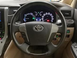 2012 Toyota Alphard - Thumbnail