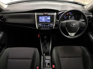 2018 Toyota Corolla - Thumbnail