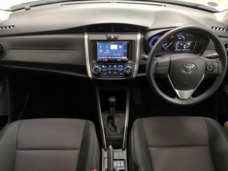 2018 Toyota Corolla - Thumbnail